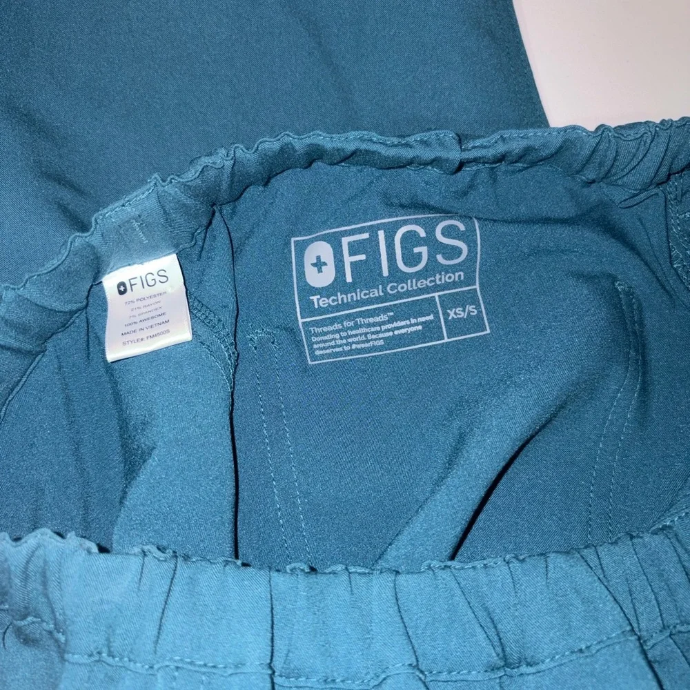 FIGS Livingston basic scrub pants
